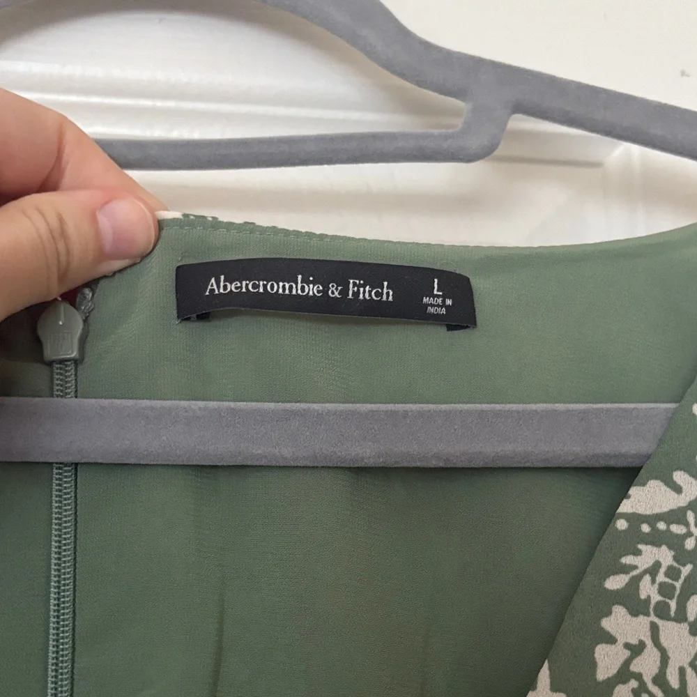 Abercrombie Green Floral Dress